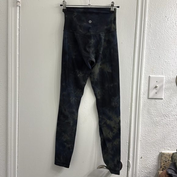 Lululemon Align Pant 25"  size 2 - Picture 9 of 12